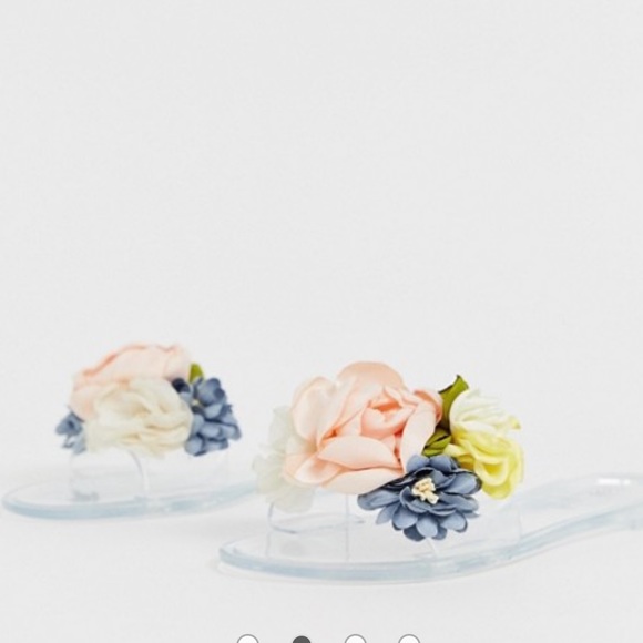 ASOS Brand new never worn   jelly slides size us 5 - Picture 2 of 4